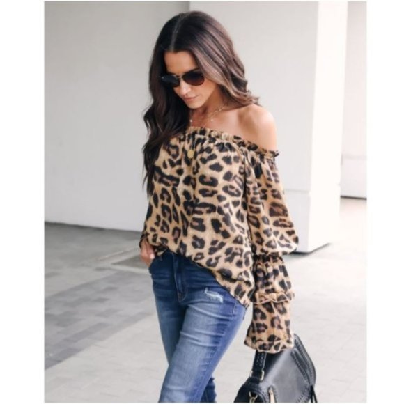 Tops - Leopard Off Shoulder Top